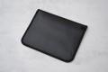 Antypodsłuchowy pokrowiec na tablet
